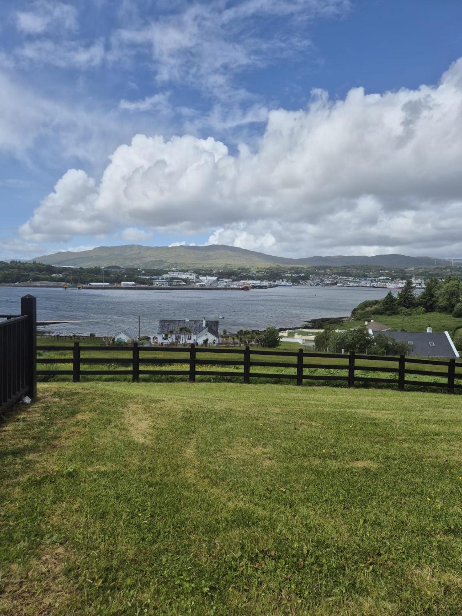 Carntullagh Heights Holiday home *